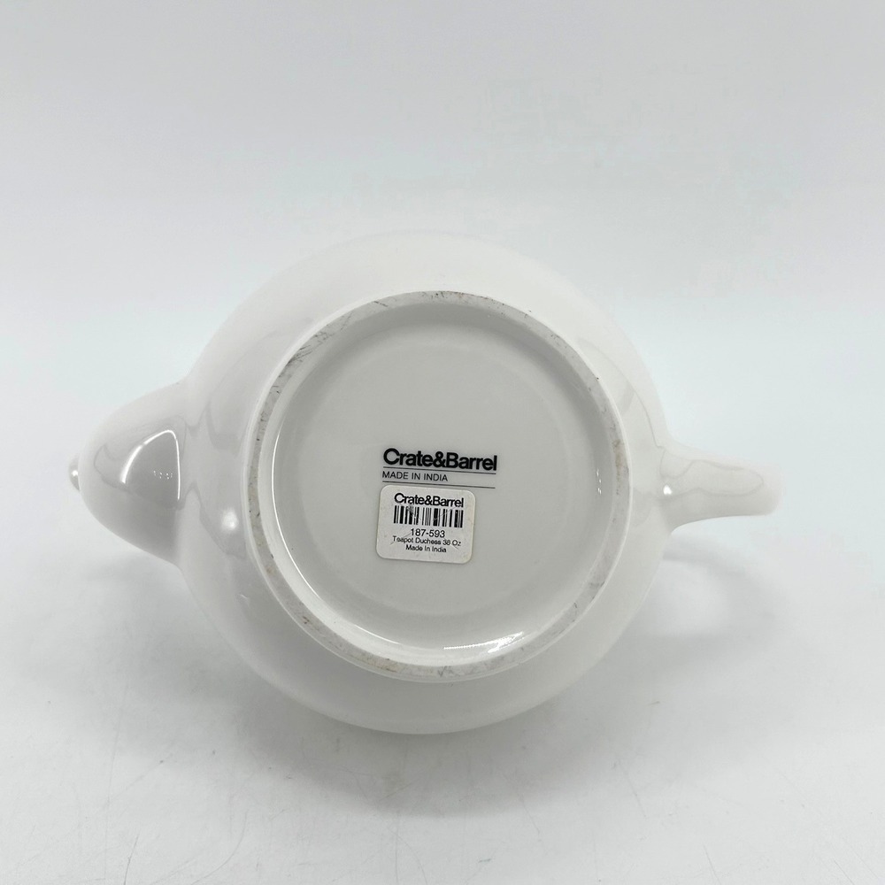 Crate & Barrel Duchess White Stoneware Teapot 38 Oz Simple Classic Round Design - Picture 7 of 10